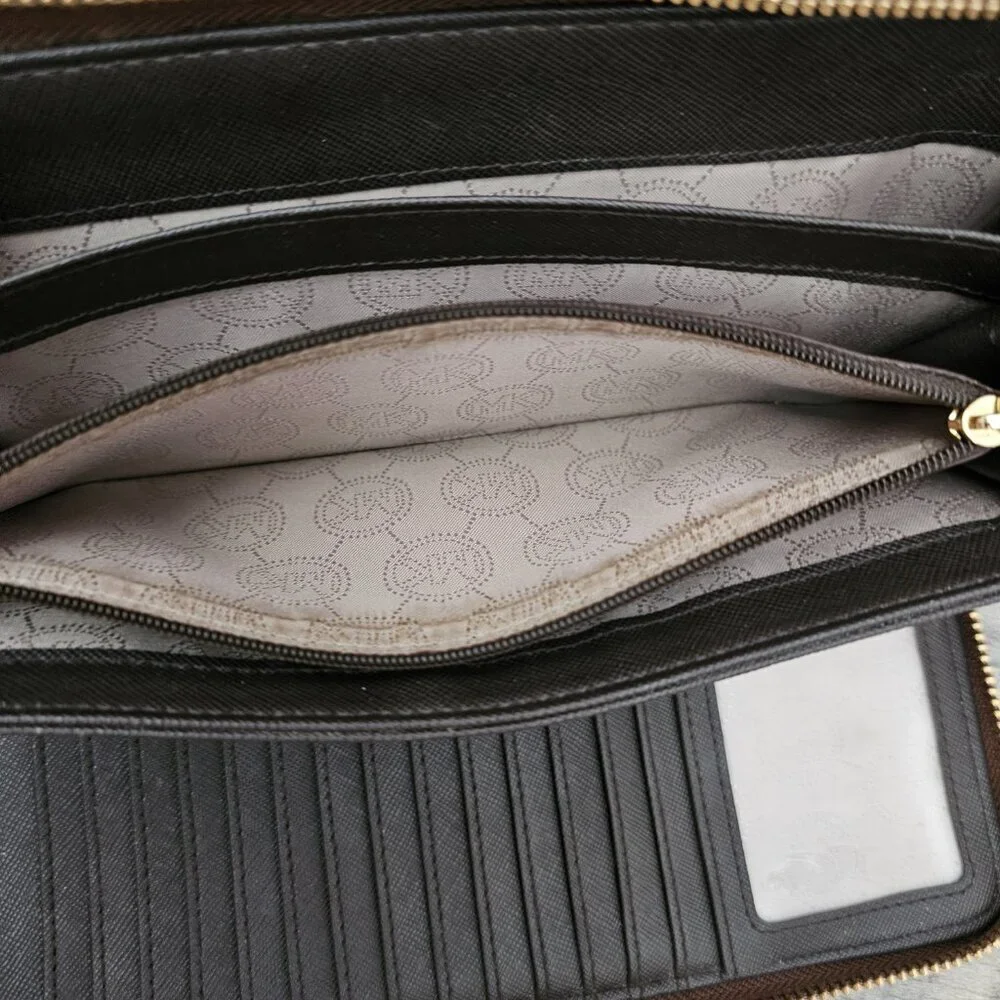 Michael Kors Jet Set Travel Checkered Large Continental Zip Wallet COA Blk Brown